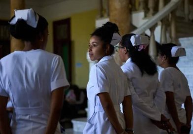 परिचारिकांनी आजपासून बेमुदत संप पुकारला