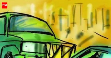 नवी पेठेत कारने वाहनांना धडक दिल्याने तिघे जखमी