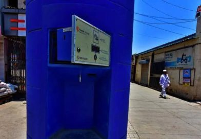 पाणी पिण्यासाठी योग्य नसल्याचे आढळल्यानंतर पाण्याच्या एटीएममध्ये तपासणी करण्यात आली