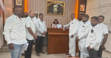 आमदार बाबासाहेब देशमुख, तहसीलदार, प्रांत यांना कडलास ग्रामपंचायत यांच्या कडून निवेदन