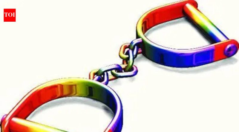 पान स्टॉल मालकाला मारण्यासाठी बोली लावणाऱ्या दोघांना अटक