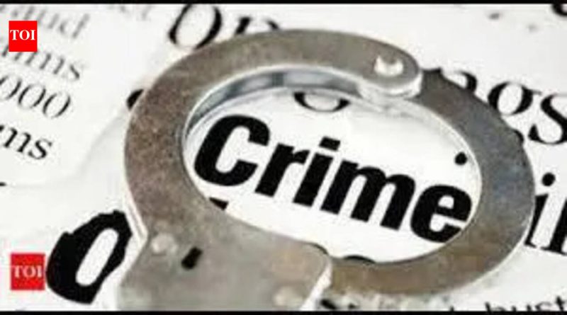पोलीस हवालदाराला धमकावल्याप्रकरणी दुचाकीस्वारावर गुन्हा दाखल