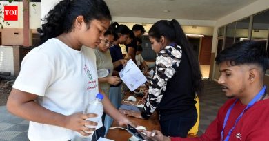 विद्यार्थ्यांनी रविवारी NEET पुनर्परीक्षेची तयारी केली, राज्य सुरळीत परीक्षेसाठी सज्ज झाले