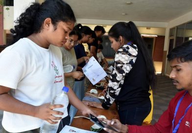 विद्यार्थ्यांनी रविवारी NEET पुनर्परीक्षेची तयारी केली, राज्य सुरळीत परीक्षेसाठी सज्ज झाले