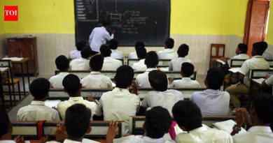 टीईटी गळतीमुळे पदोन्नतीच्या चर्चेला उधाण आले, शिक्षकांनी धोरण पुनर्विचाराची मागणी केली पुणे बातम्या