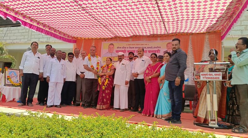 विद्यार्थी, पालक, ग्रामस्थ, मुख्याध्यापिका, शिक्षक व शिक्षकेतर वर्ग यांचे शाळेसाठी योगदान मोठे.मा. सरपंच विजय दादा शिंदे 