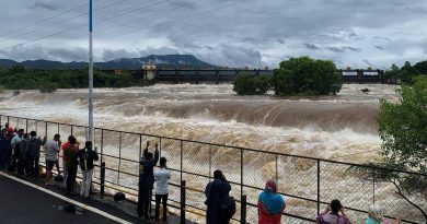 चार धरणांतील साठा निम्म्याहून अधिक; खडकवासला येथून पाणी सोडण्यास सुरुवात झाली