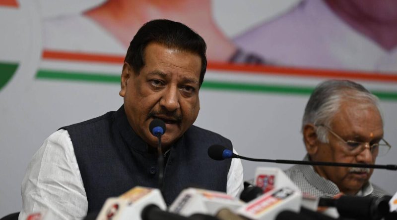 सेनेत फूट पडल्याने राष्ट्रवादीचे पाच ते सहा खासदार चिंताग्रस्त, माजी मुख्यमंत्री पृथ्वीराज चव्हाण म्हणाले | पुणे बातम्या