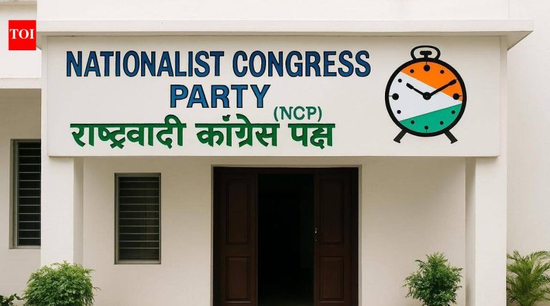 पुणे जिल्हा परिषदेच्या सर्वसाधारण सभेत राष्ट्रवादीच्या महिला पदाधिकाऱ्याचा आत्मदहनाचा प्रयत्न
