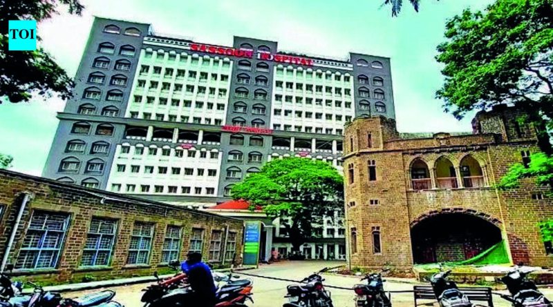 130 शिक्षकांच्या निलंबनाची प्रहारची मागणी, अपंगत्वाच्या दाव्याप्रकरणी 46 शिक्षकांवर कारवाई | पुणे बातम्या
