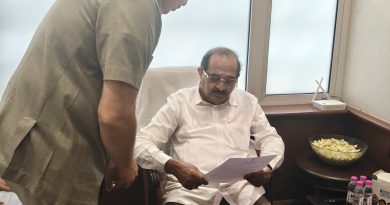 पुराचे अतिरिक्त वाहून जाणारे पाणी टेंभू व म्हैसाळ योजनेतून तसेच नीरा उजवा कालव्यातून दुष्काळी सांगोला तालुक्याला सोडावे