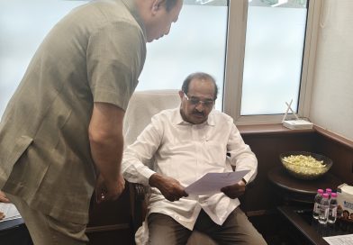 पुराचे अतिरिक्त वाहून जाणारे पाणी टेंभू व म्हैसाळ योजनेतून तसेच नीरा उजवा कालव्यातून दुष्काळी सांगोला तालुक्याला सोडावे